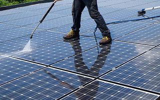 The Need for Solar Panel Cleaning and Cleaning Tips