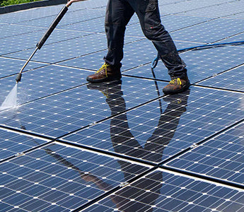 The Need for Solar Panel Cleaning and Cleaning Tips